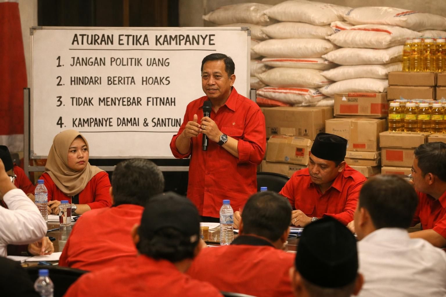 pdip menegaskan larangan bagi kader menggunakan program mbg, sementara pan memberikan respons yang menarik terhadap kebijakan tersebut.